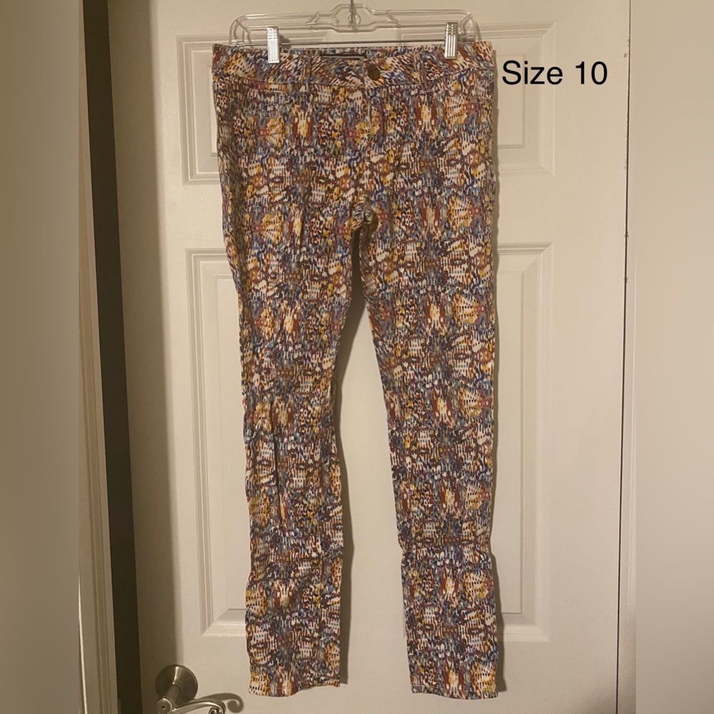 Kardashian Kollection size 10 skinny jeans